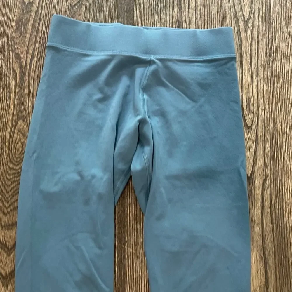 Nike Womens Cropped Leggings Mid Rise Elastic Waist Pull-On Stretch Blue Size M